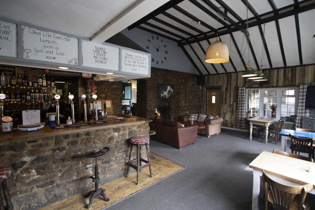 Parsonage Farm Inn Saint Florence Εξωτερικό φωτογραφία