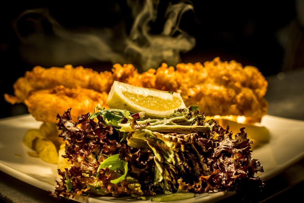 Parsonage Farm Inn Saint Florence Εξωτερικό φωτογραφία