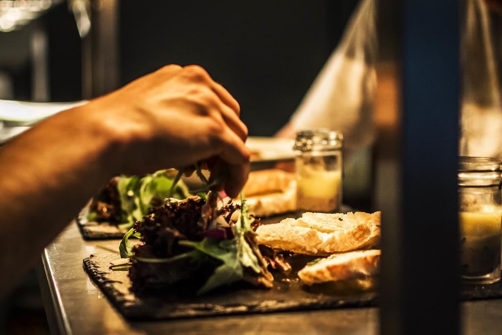 Parsonage Farm Inn Saint Florence Εξωτερικό φωτογραφία