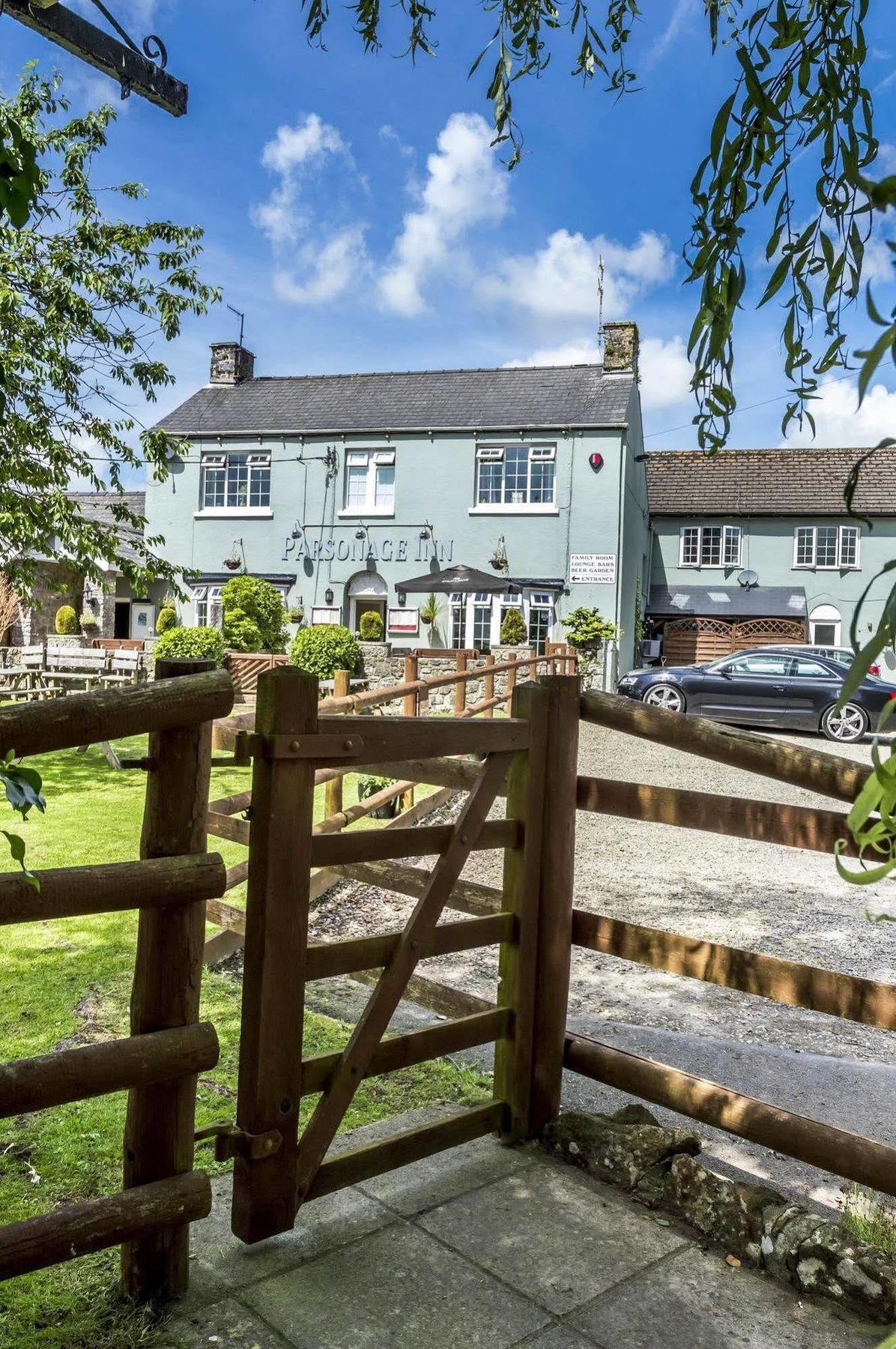 Parsonage Farm Inn Saint Florence Εξωτερικό φωτογραφία